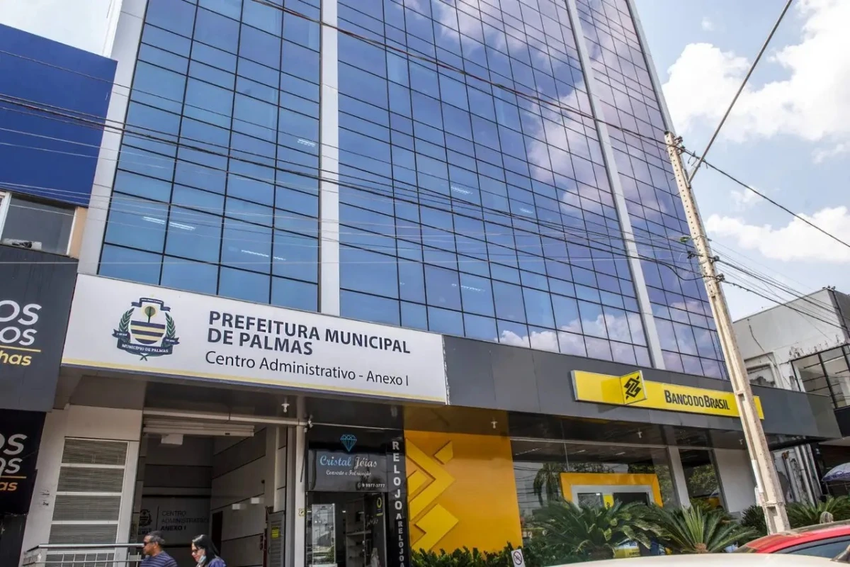 imagem da noticiaPrefeitura de Palmas anuncia mudanças em secretarias e reconduz gestores aos cargos
